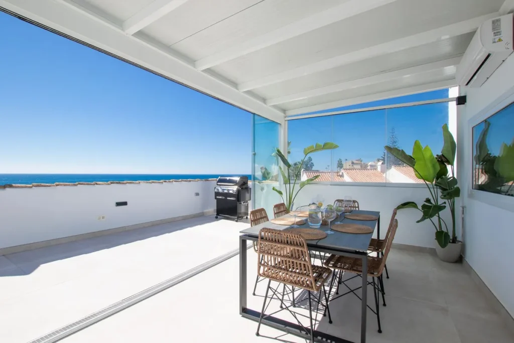 Exklusives Penthouse mit Meerblick in Calahonda, Mijas Costa