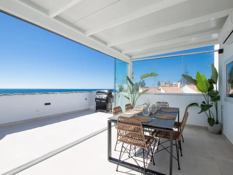 Exklusives Penthouse mit Meerblick in Calahonda, Mijas Costa
