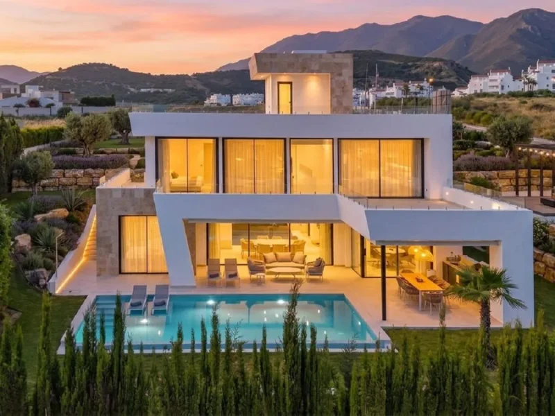 Elegante Villa in Marbella: Exklusives Wohngefühl an der Costa del Sol