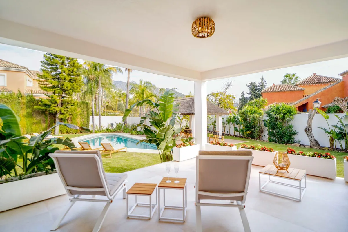 Elegante Villa in Marbella – Exklusives Wohnerlebnis an der Costa del Sol