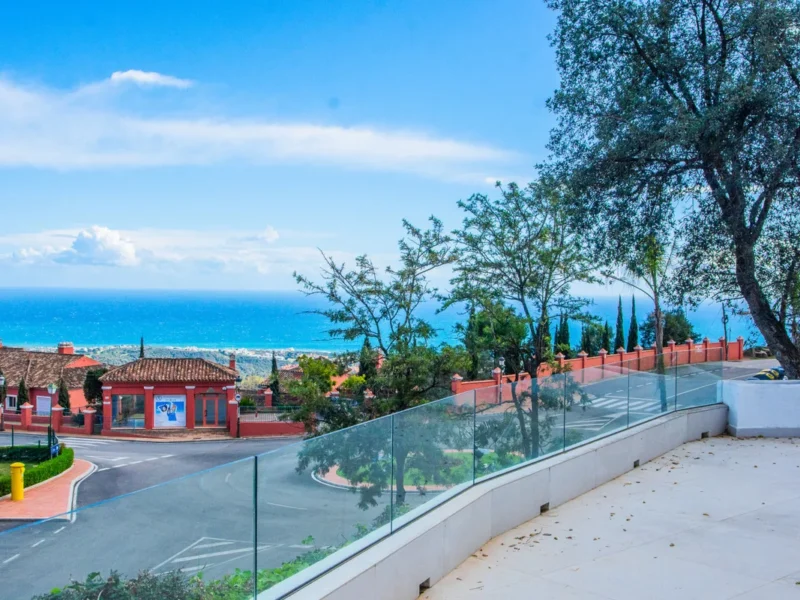 Elegantes Apartment mit atemberaubendem Meerblick in La Mairena
