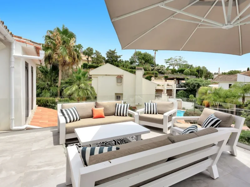 Elegante Villa in El Rosario, Marbella – Ihr Traumhaus an der Costa del Sol