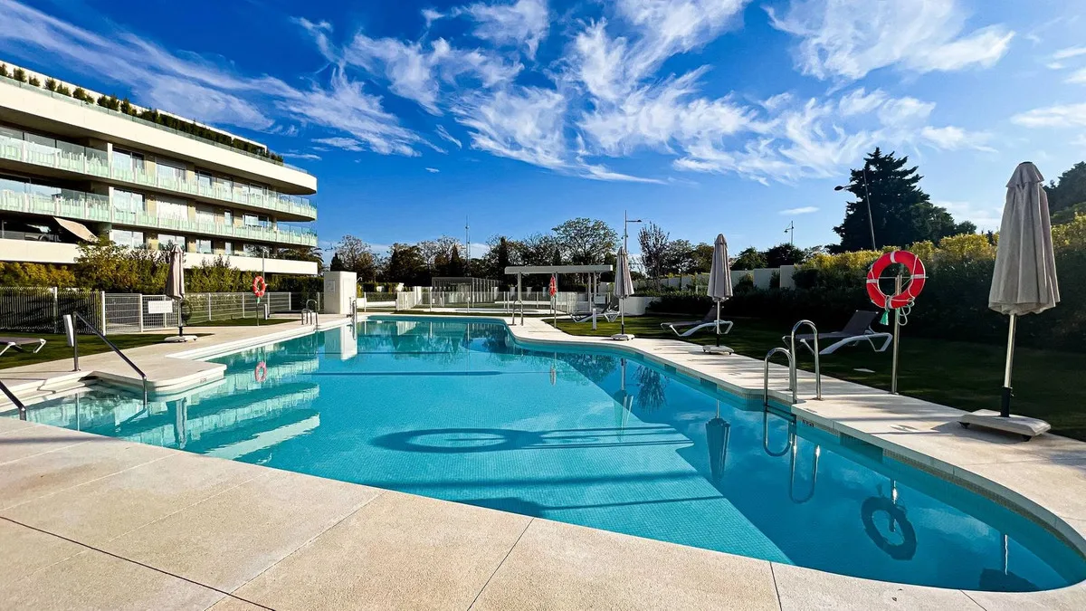 Exklusive moderne Wohnung in San Pedro de Alcántara an der Costa del Sol
