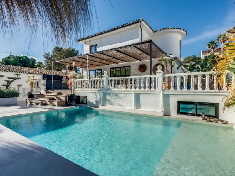 Exklusive Villa in Nueva Andalucía – Eleganz an der Costa del Sol