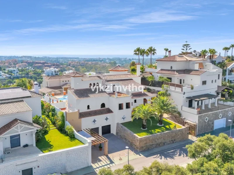 Elegante andalusische Villa in La Alquería, Benahavís