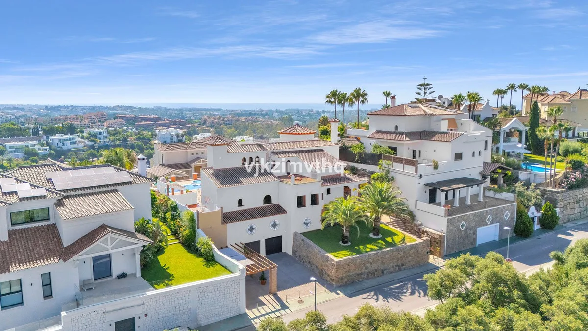 Elegante andalusische Villa in La Alquería, Benahavís