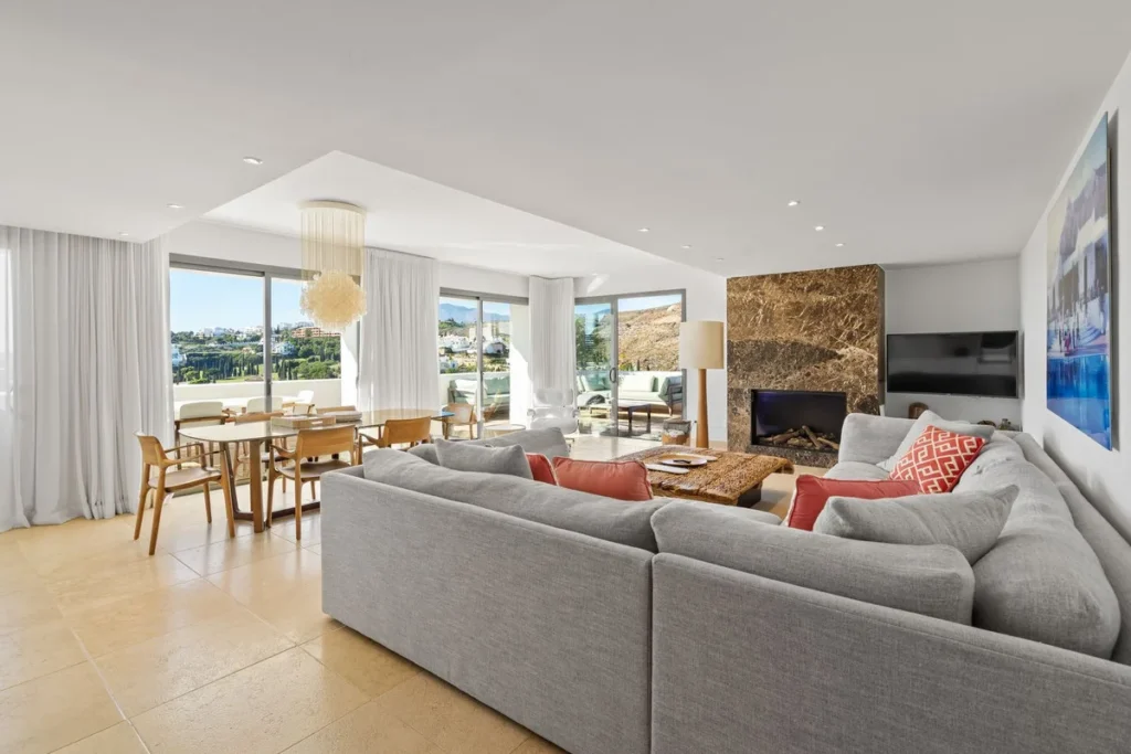 Elegantes Penthouse in Los Flamingos Golf an der Costa del Sol