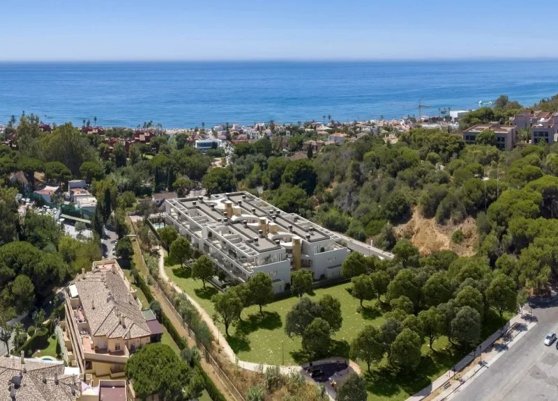 Luxuriöses Penthouse in Marbella mit Meerblick und Stil