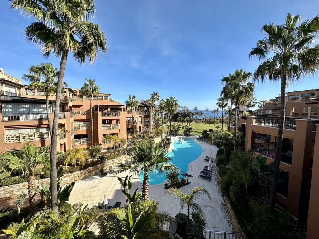 Moderne Luxusstrandwohnung in San Pedro de Alcántara