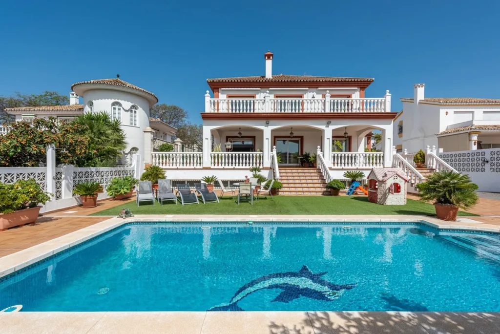Exklusive Villa mit traditionellem Charme in San Pedro de Alcántara