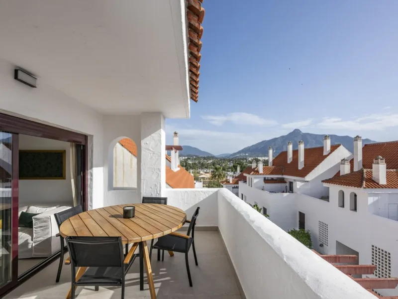 Elegant renoviertes Traumhaus in Nueva Andalucía, Costa del Sol