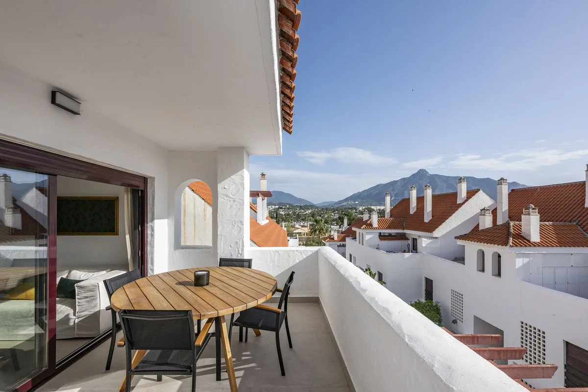 Elegant renoviertes Traumhaus in Nueva Andalucía, Costa del Sol