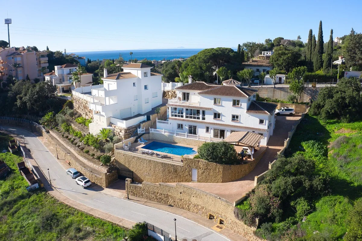 Elegante Villa in Elviria: Traumhaus an der Costa del Sol