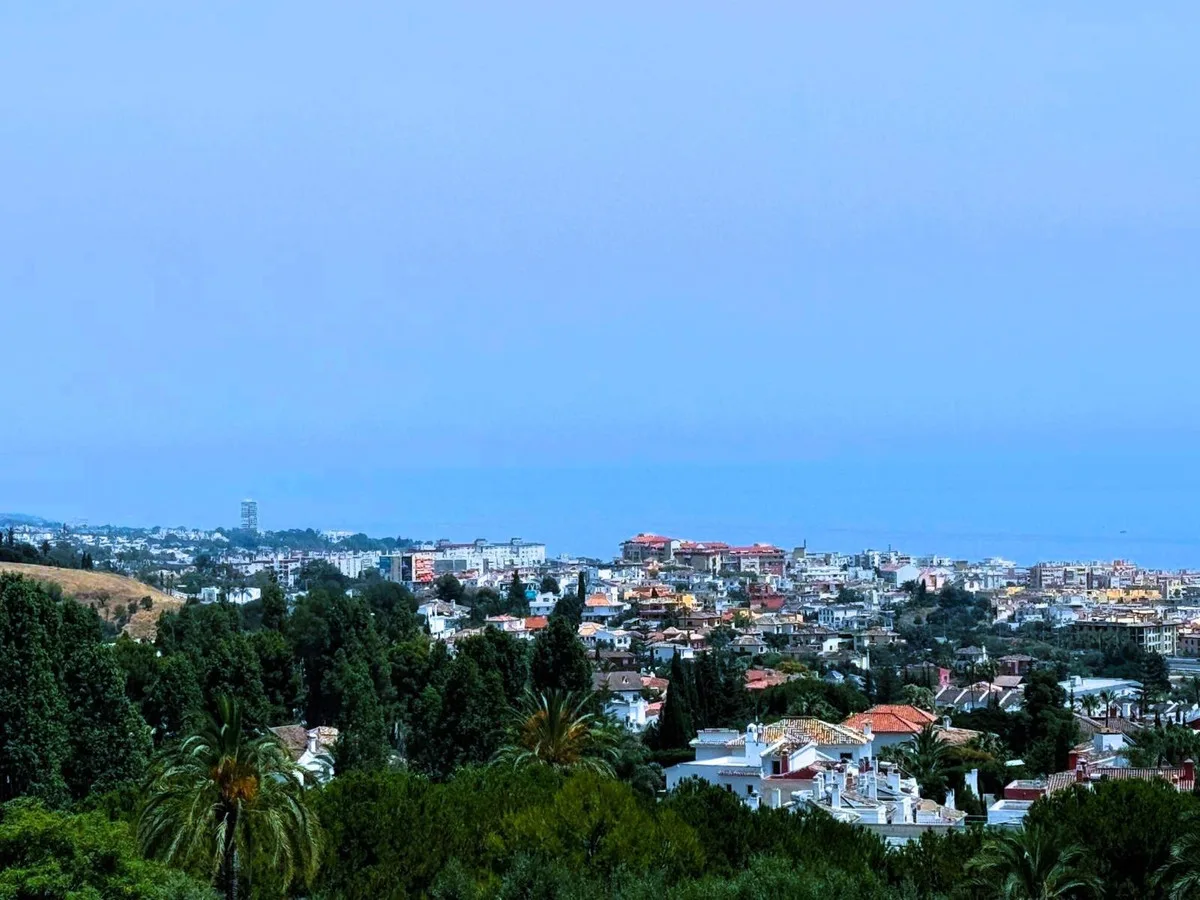 Exklusive Villa mit Meerblick im Herzen von Marbella