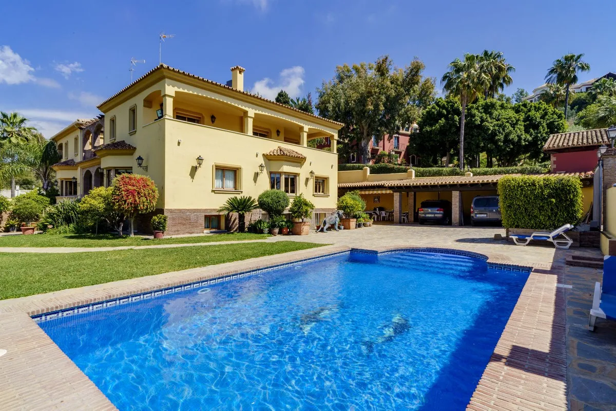 Elegante Villa in Vega del Colorado an der Costa del Sol