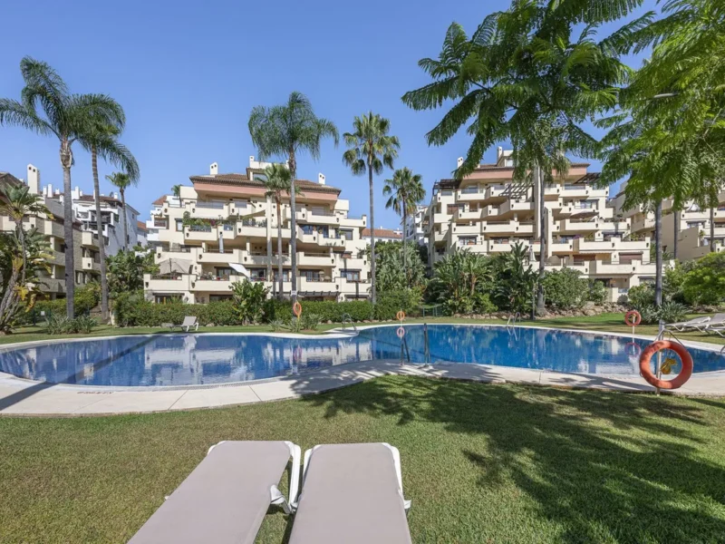 Exklusive Erdgeschosswohnung in Lomas de Marbella Club