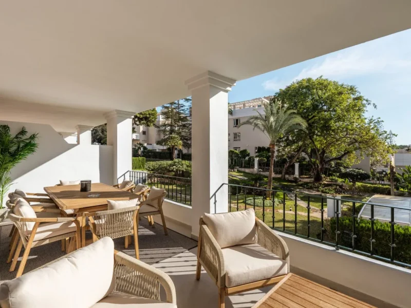 Elegantes Duplex-Penthouse in Nueva Andalucía, Costa del Sol