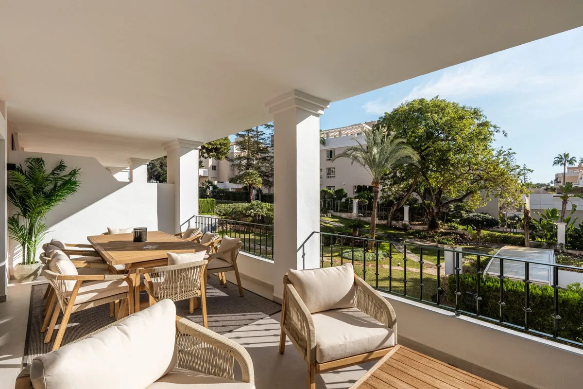 Elegantes Duplex-Penthouse in Nueva Andalucía, Costa del Sol