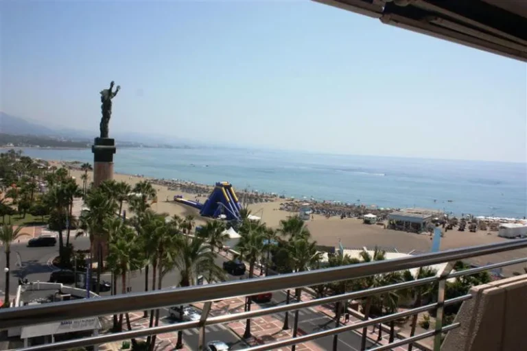 Elegantes Apartment mit Meerblick in Marbella Puerto Banús
