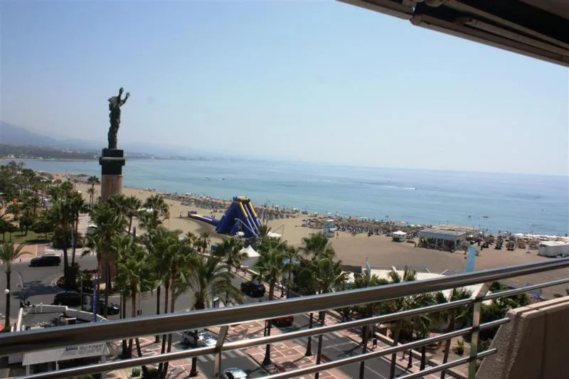 Elegantes Apartment mit Meerblick in Marbella Puerto Banús