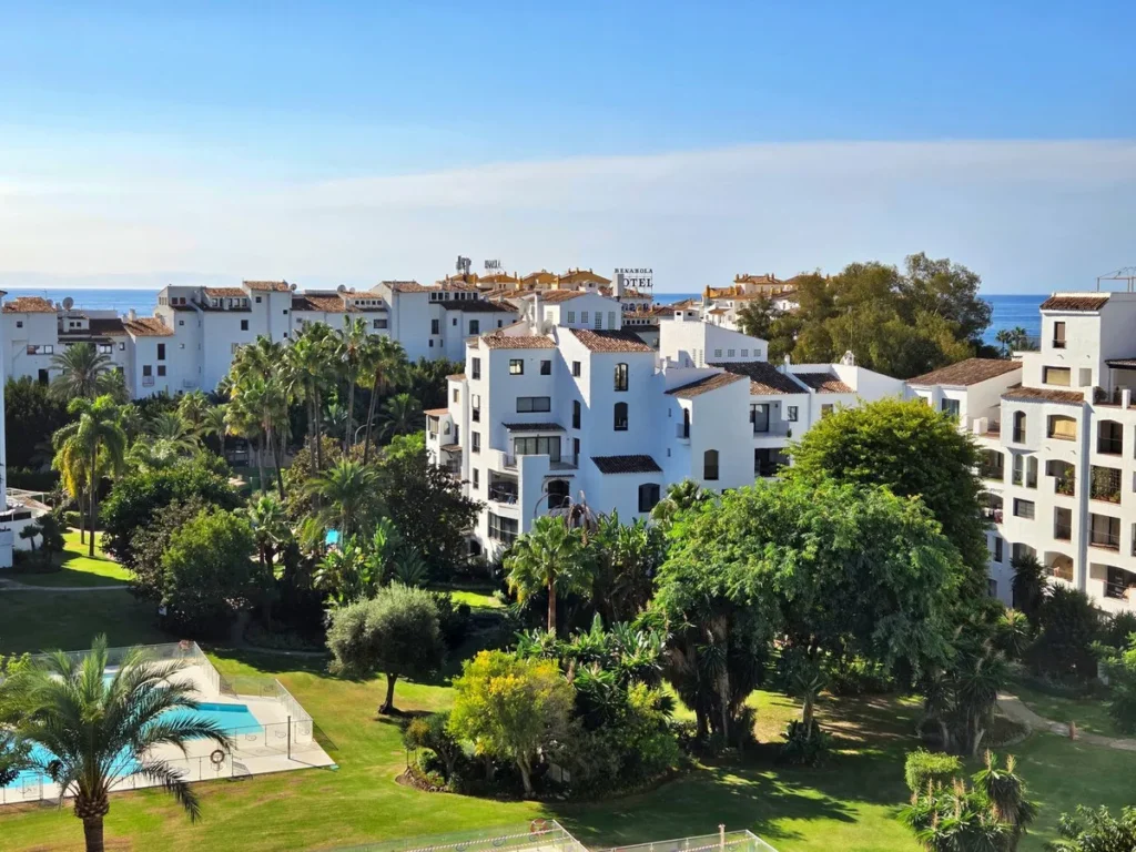 Elegantes Duplex-Penthouse in Puerto Banús – Costa del Sol