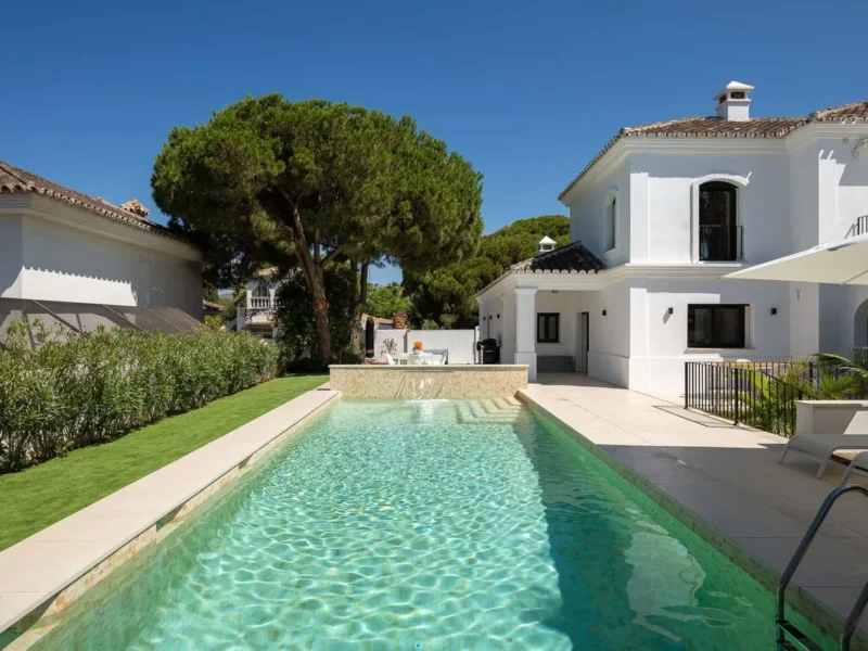 Elegante Villa in Marbella – Ihr Traumhaus an der Costa del Sol