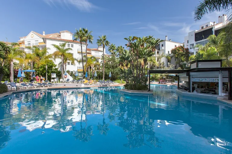 Elegantes Apartment in Elviria, Marbella – Exklusiv an der Costa del Sol