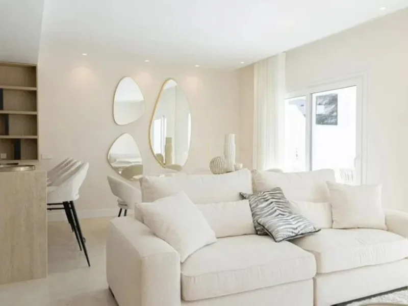 Luxuriöses Duplex-Penthouse in Marbella, Nueva Andalucía
