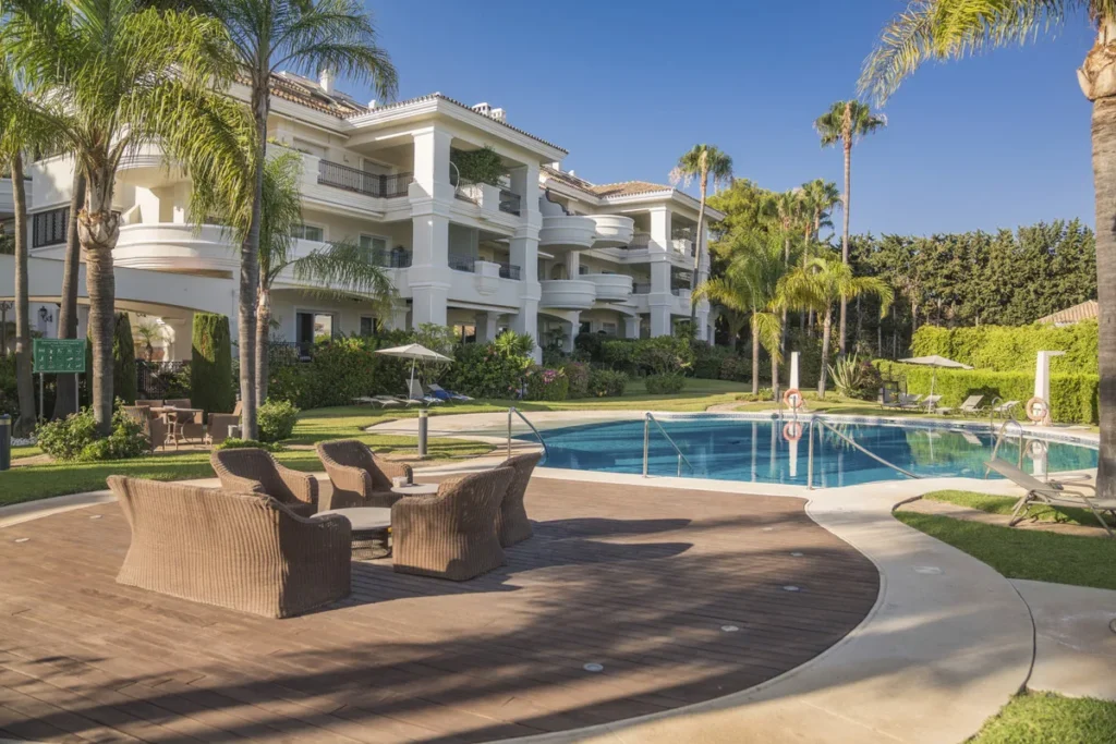 Elegante Wohnung in Altos Reales, Costa del Sol – Ihr Rückzugsort