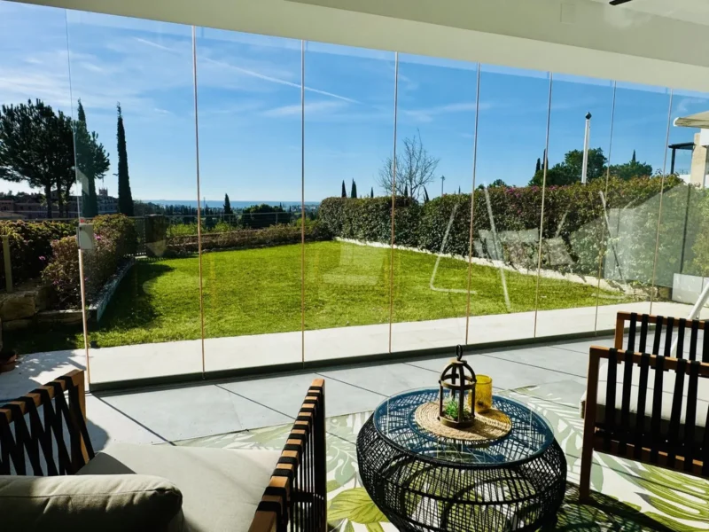 Exquisites Apartment mit Golfblick in Los Flamingos, Costa del Sol
