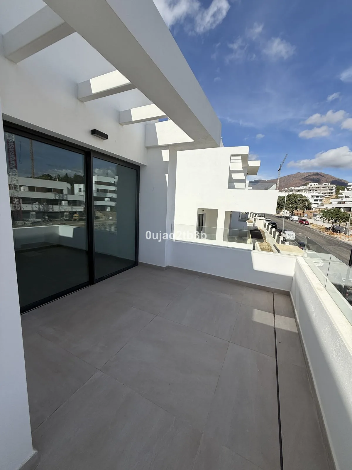 Elegantes Penthouse in Estepona – Traumhafte Ausblicke genießen