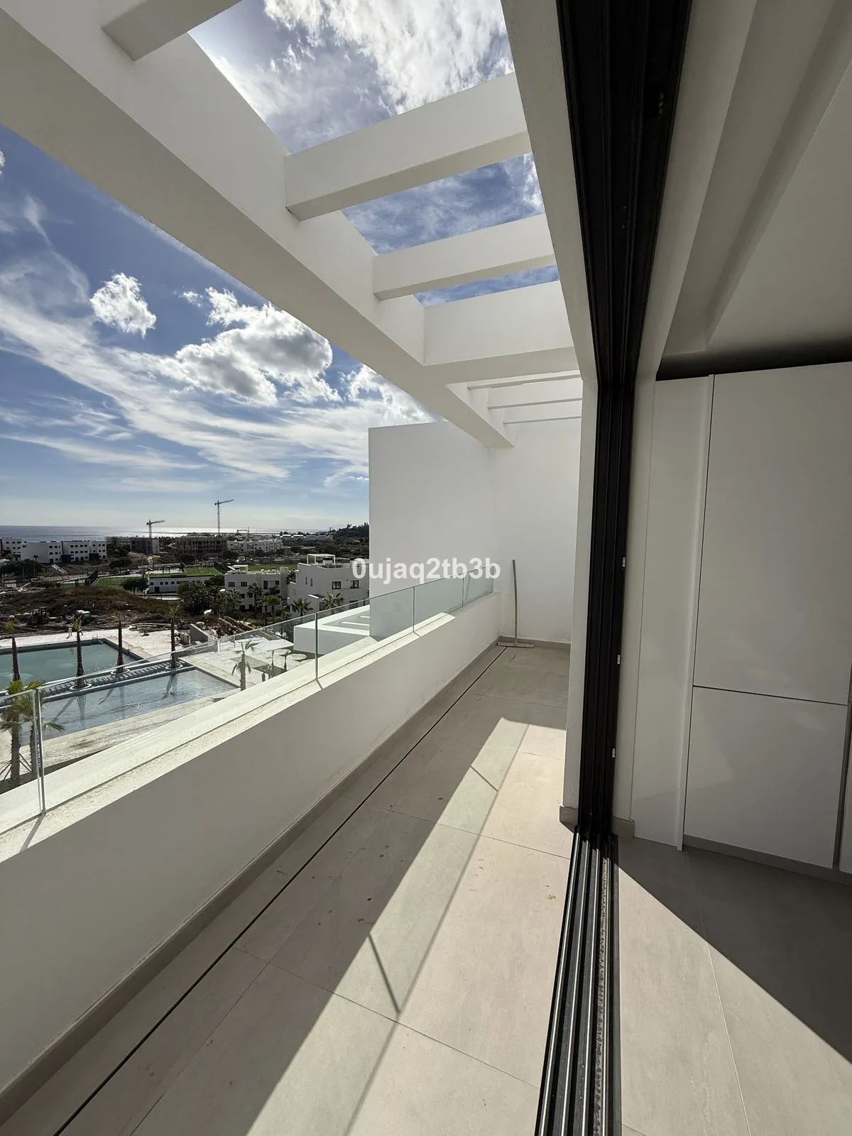 Luxuriöses Penthouse in Estepona mit Meerblick und Terrasse