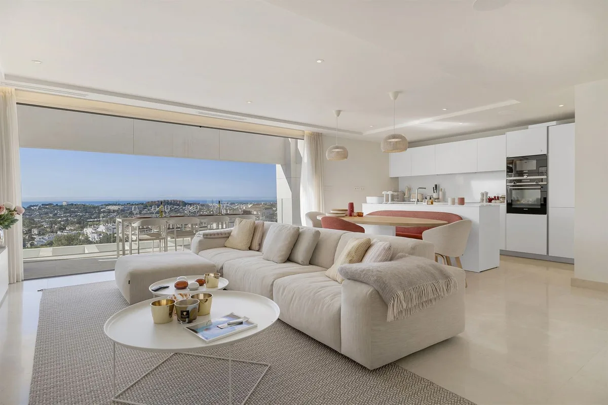 Elegantes Duplex-Penthouse in Nueva Andalucía, Marbella
