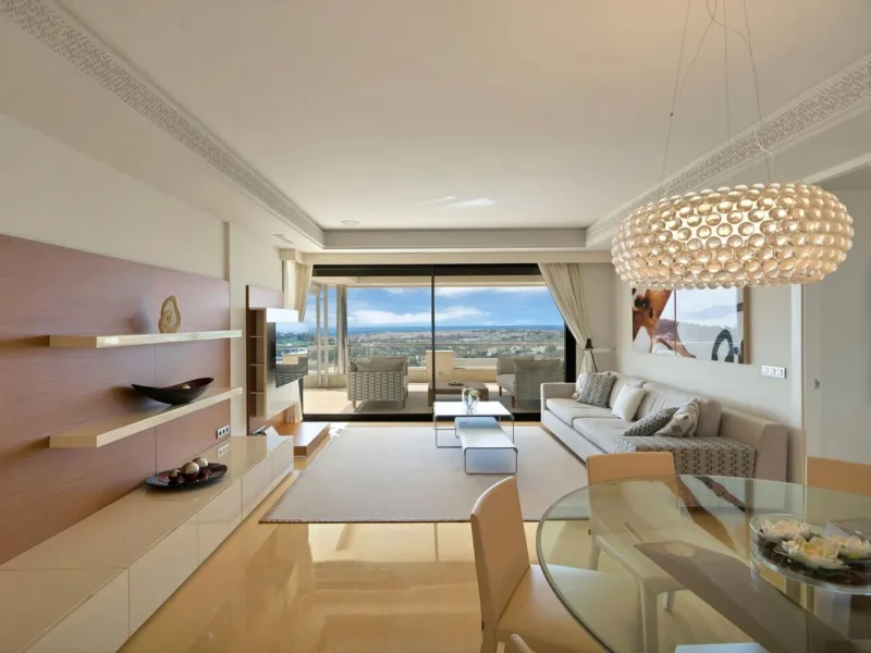Elegantes Apartment mit Panoramablick in Nueva Andalucía