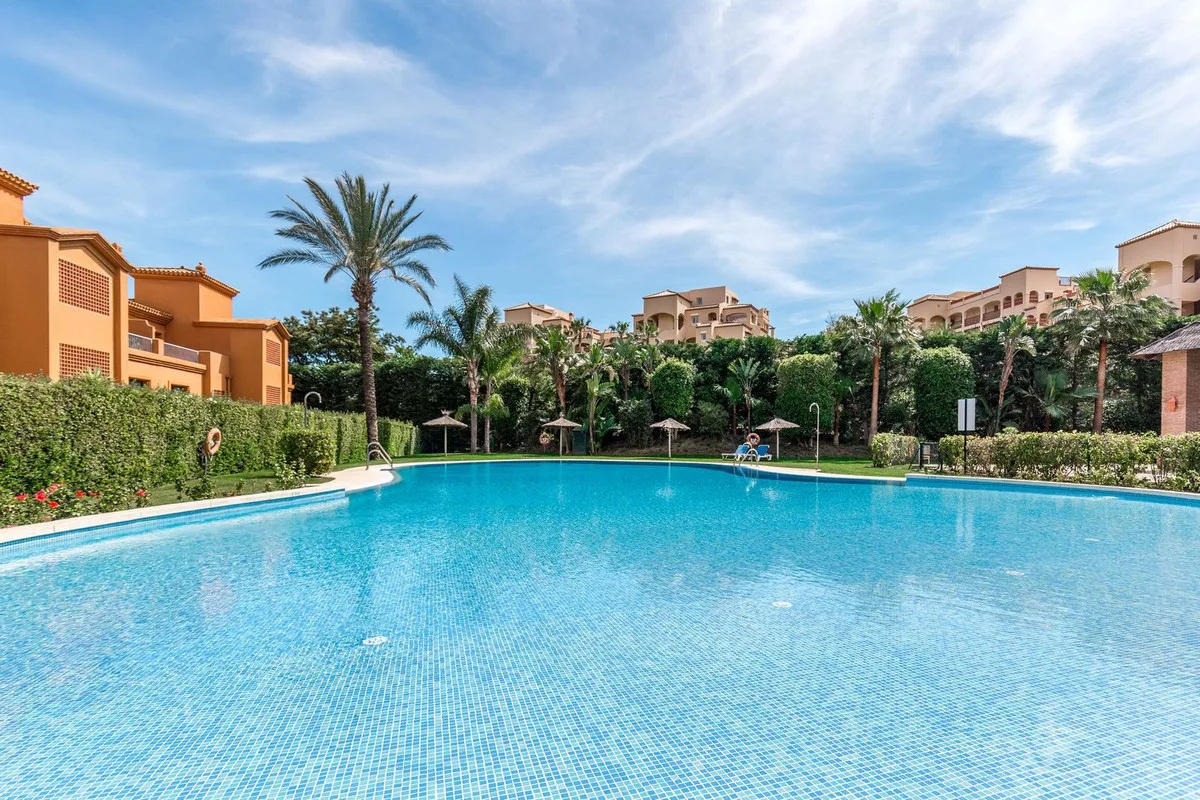 Elegante Wohnung in Estepona – Stilvolles Wohnen an der Costa del Sol