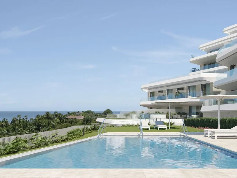 Elegantes Appartement mit Panoramablick in Estepona