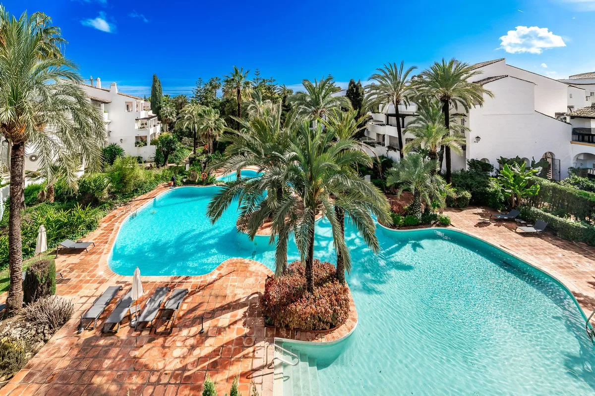 Elegantes Apartment im Puente Romano, Marbella Golden Mile