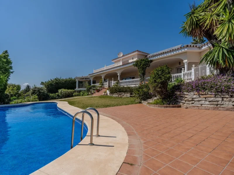 Luxuriöse Villa mit Meerblick in El Paraíso Medio, Costa del Sol