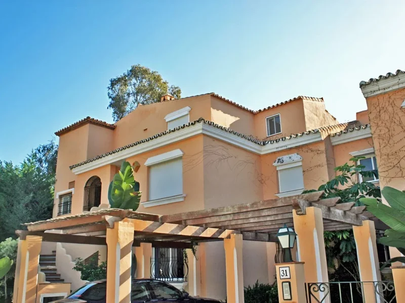 Luxuriöses Duplex-Penthouse in Venalmar an der Costa del Sol