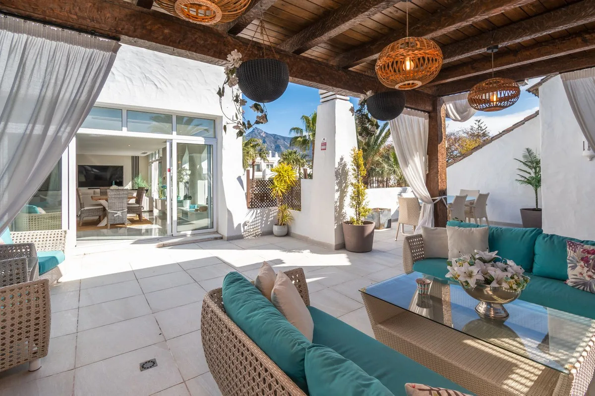 Elegantes Duplex-Penthouse in Puerto Banús an der Costa del Sol