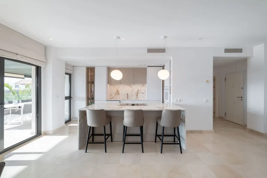 Elegantes Designer-Apartment in Los Flamingos, Costa del Sol