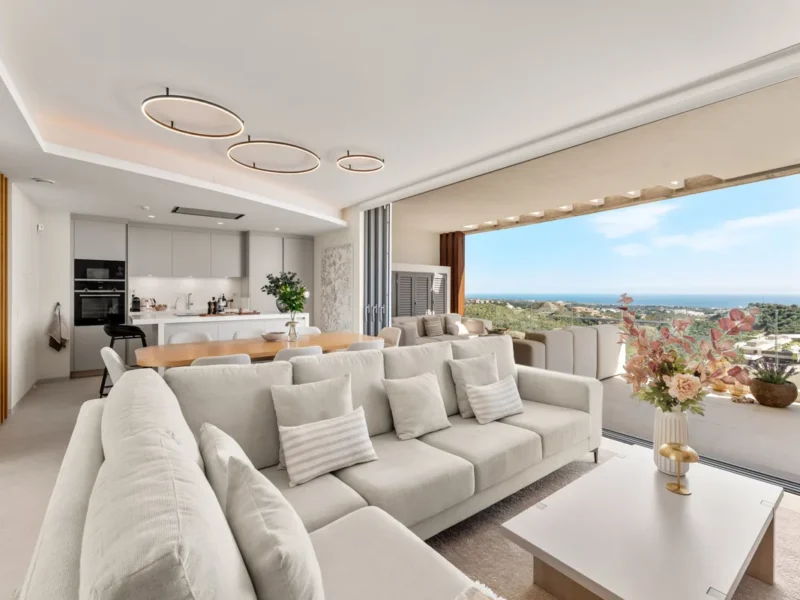 Exklusives Duplex-Penthouse mit atemberaubendem Meerblick in Benahavís