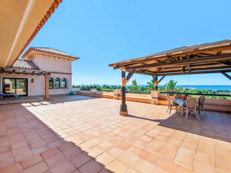Elegante Villa in Estepona – Traumhaus an der Costa del Sol