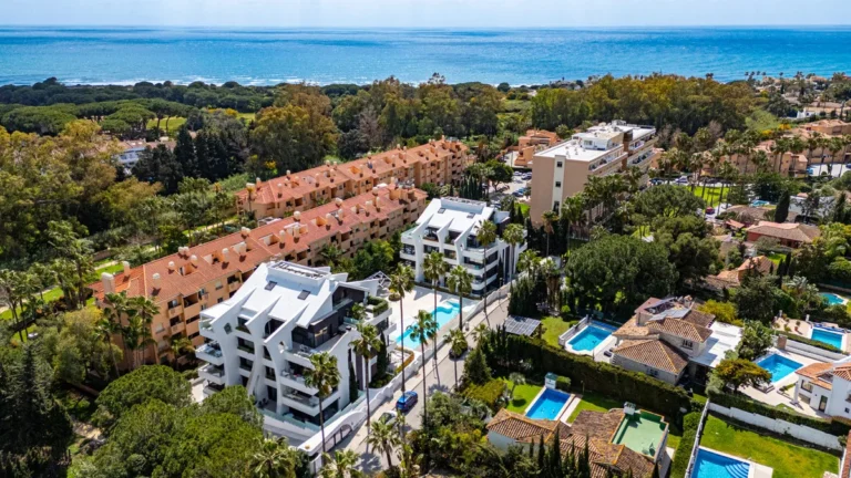 Luxuriöses Duplex-Penthouse in Cabopino an der Costa del Sol