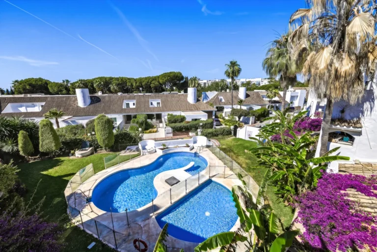 Elegantes Duplex-Penthouse in Marbella – Exklusives Wohnen an der Costa del Sol