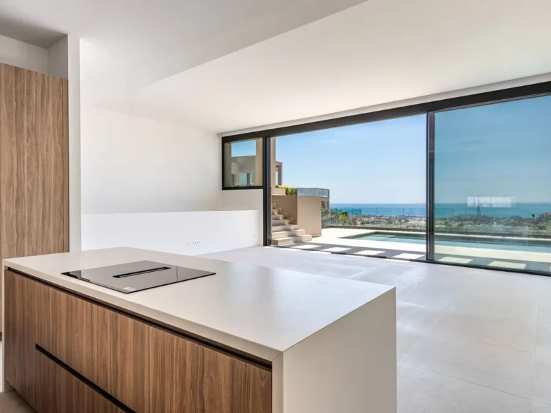 Luxuriöse Resale-Villa mit Panoramameerblick in Benahavís