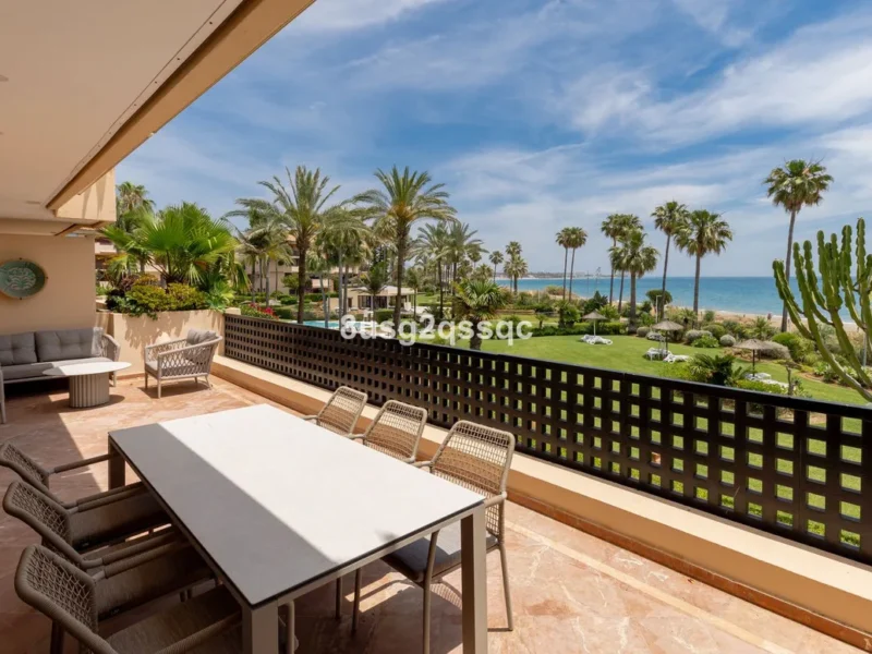 Elegante Wohnung mit Meerblick in Marbella Costalita