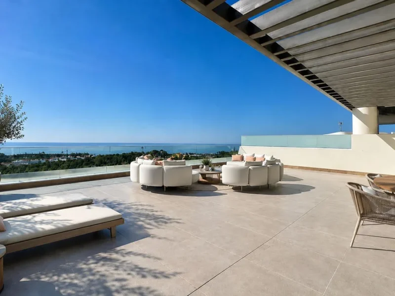 Exklusives Penthouse mit Meerblick in Estepona, Costa del Sol