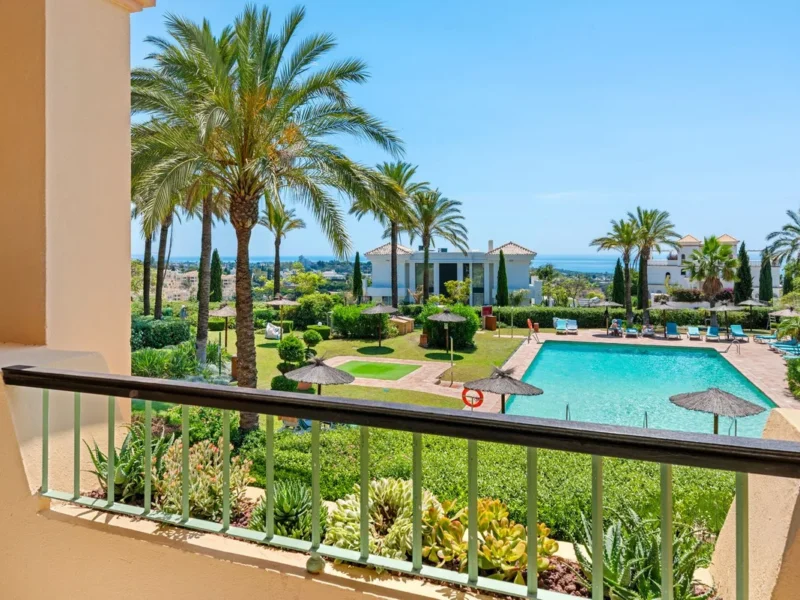Elegantes 3-Schlafzimmer-Apartment in Benahavís, Costa del Sol