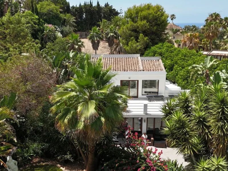 Elegante Villa in Marbella: Exklusives Wohnen an der Costa del Sol